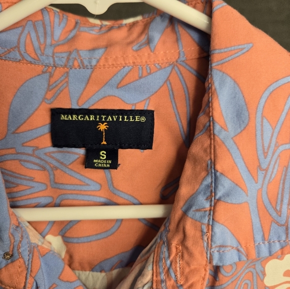Margaritaville Shirt Men's Small Hawaiian Floral  Button Beach - Picture 2 of 9